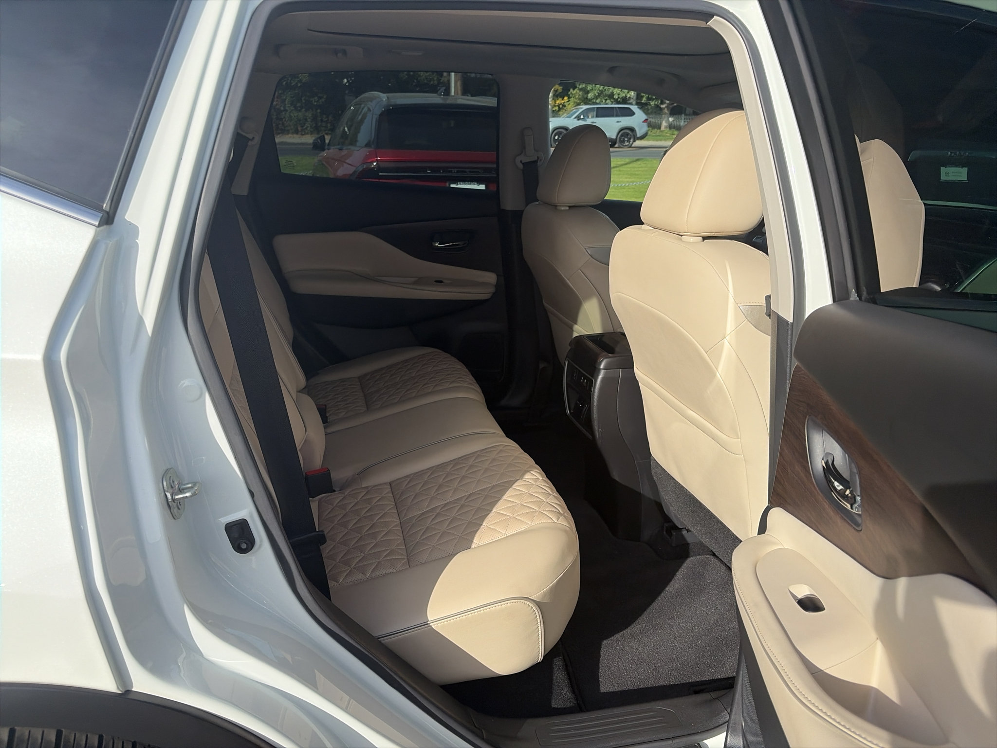 Used 2020 Nissan Murano Platinum AWD/4WD image 17