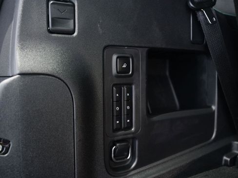 Used 2025 Lincoln Navigator Reserve image 28