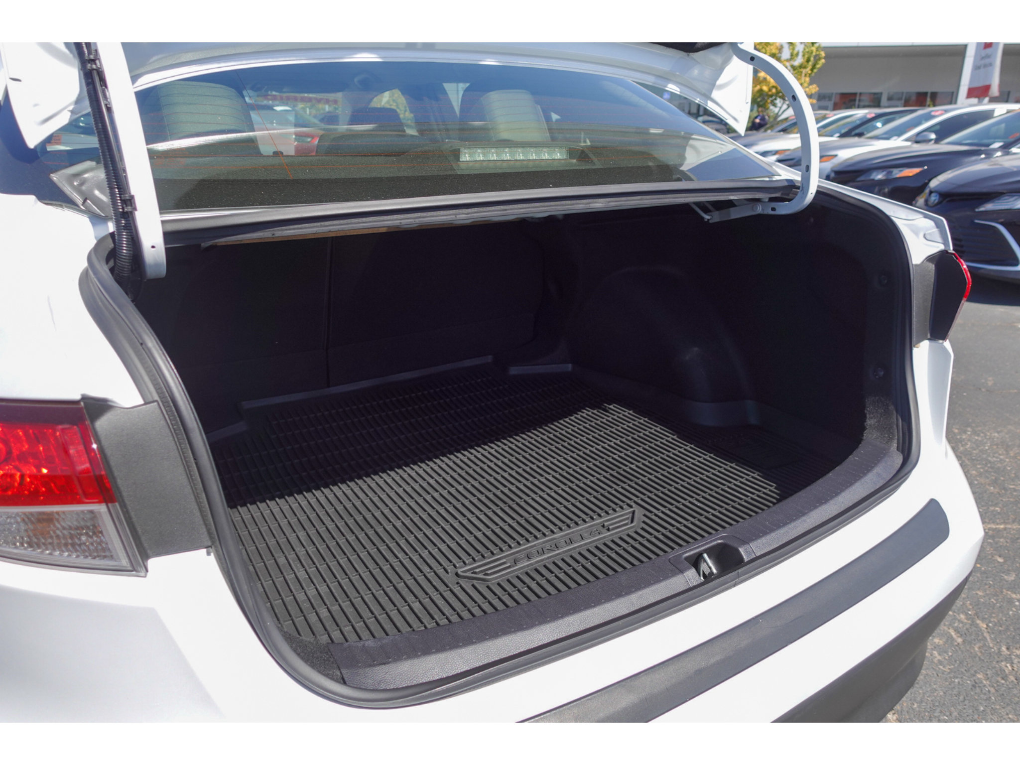 Certified 2024 Toyota Corolla LE w/ LE Convenience Package FWD image 22