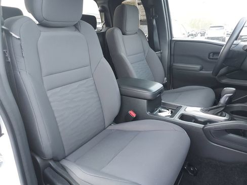 Used 2024 Nissan Frontier S w/ S Utility Package RWD image 29