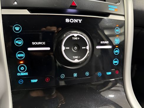 Used 2014 Ford Edge Limited FWD image 21