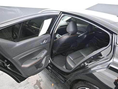 Used 2021 Nissan Altima 2.5 SR image 14