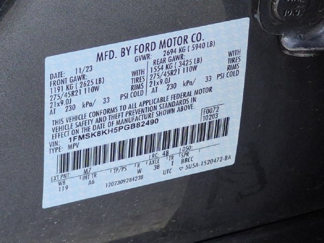 Used 2023 Ford Explorer ST-Line w/ Class IV Trailer Tow Package AWD/4WD image 25