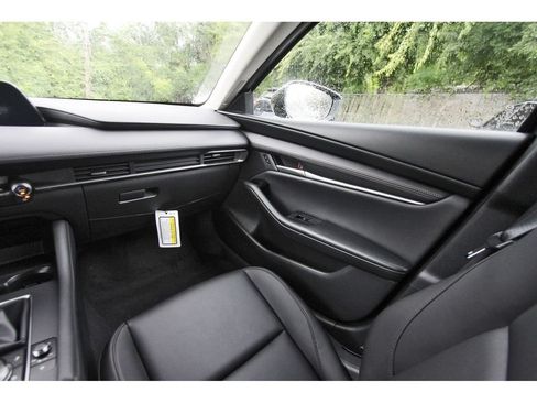 New 2026 MAZDA MAZDA3 s Sport FWD image 8
