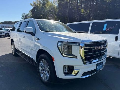 Certified 2024 GMC Yukon XL SLT image 3