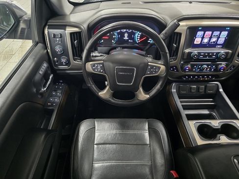Used 2018 GMC Sierra 1500 Denali image 28