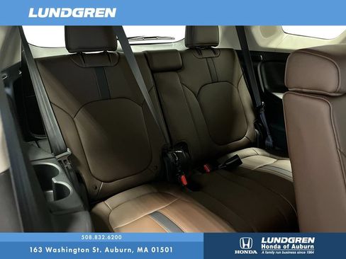 New 2026 Honda Pilot Touring image 9