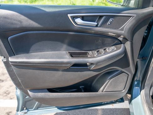 Used 2016 Ford Edge SEL w/ Equipment Group 201A AWD/4WD image 10