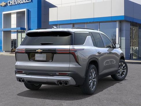 New 2026 Chevrolet Traverse LT image 4