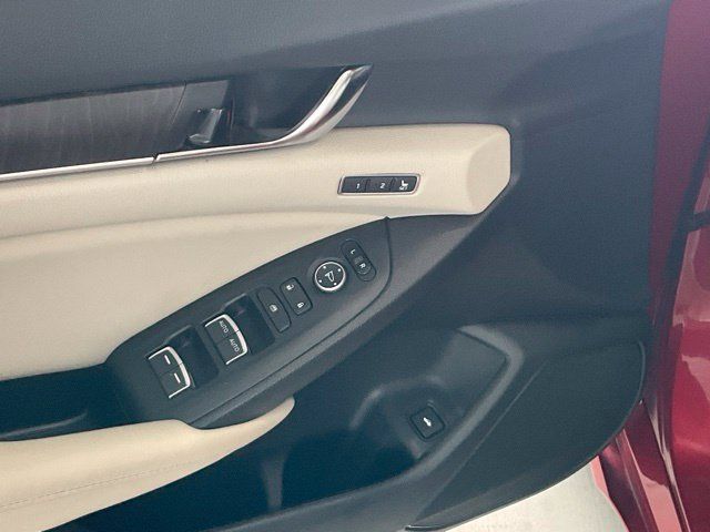 Certified 2021 Honda Accord Touring image 6