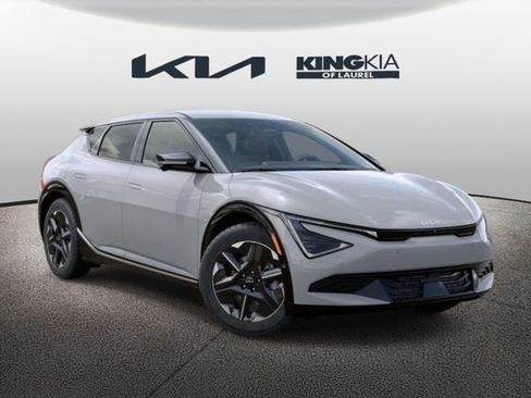 New 2026 Kia EV6 Wind AWD/4WD image 9