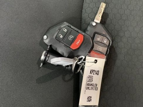 Certified 2021 Jeep Wrangler Unlimited Rubicon image 45