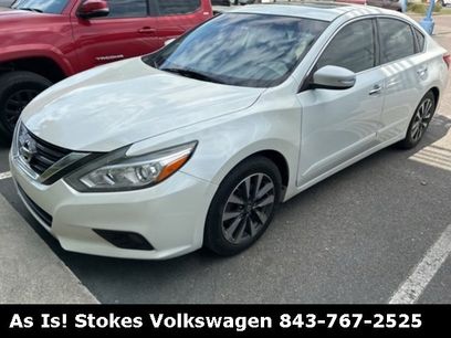 Used 2016 Nissan Altima 2.5 SV w/ Convenience Package