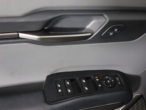 Used 2024 Kia EV9 Light Long Range RWD image 22