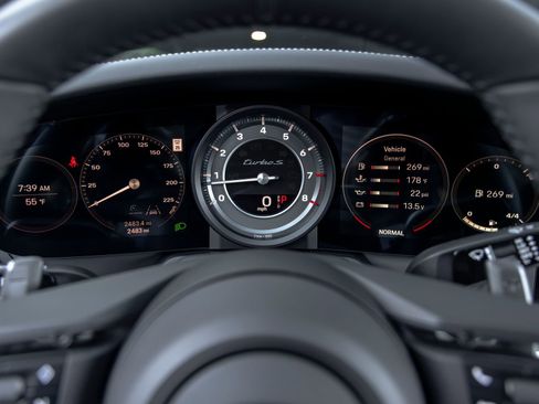 Certified 2025 Porsche 911 Turbo S AWD/4WD image 37