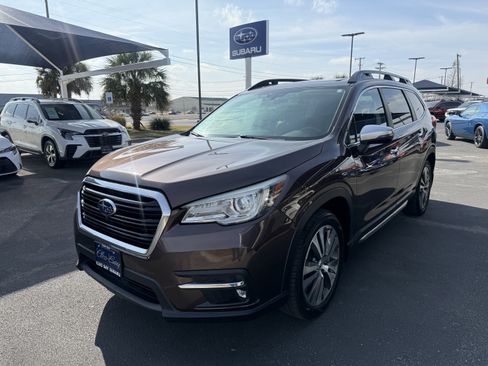 Used 2021 Subaru Ascent Touring w/ Popular Package #2A image 4