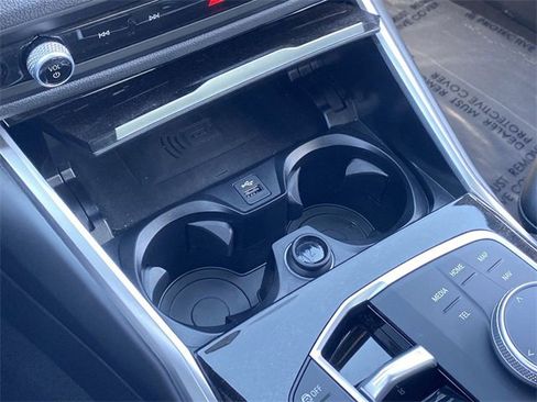 Certified 2024 BMW 330e w/ Premium Package image 33