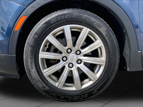 Used 2019 Cadillac XT4 Premium Luxury FWD image 11