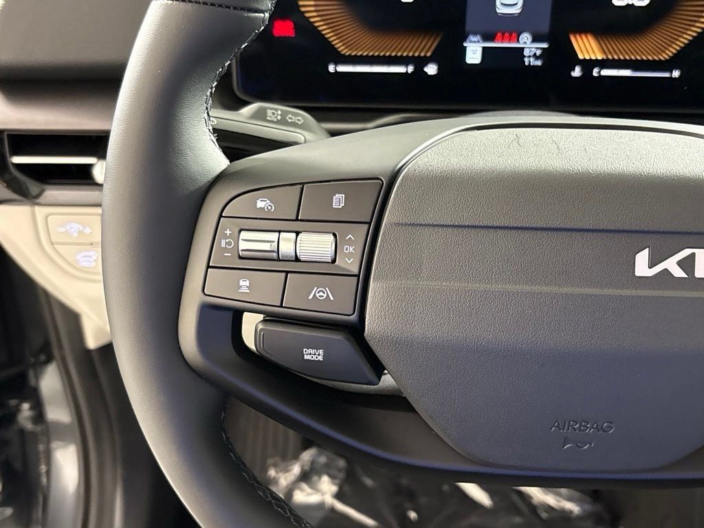 New 2026 Kia Sportage EX FWD image 29