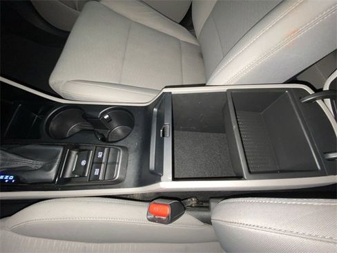 Used 2021 Hyundai Tucson SE w/ Cargo Package image 20