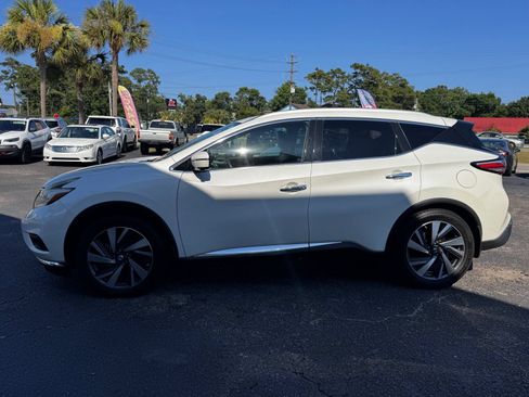 Used 2016 Nissan Murano Platinum w/ Platinum Technology Package FWD image 2