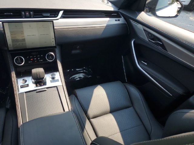 Certified 2026 Jaguar F-PACE R-Dynamic S AWD/4WD image 20