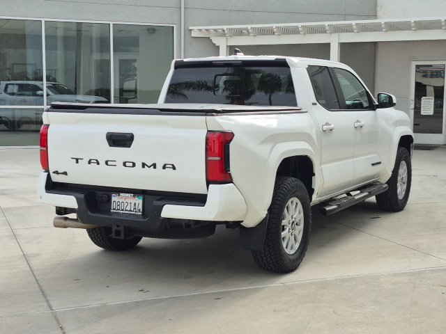 Used 2024 Toyota Tacoma SR5 AWD/4WD image 5
