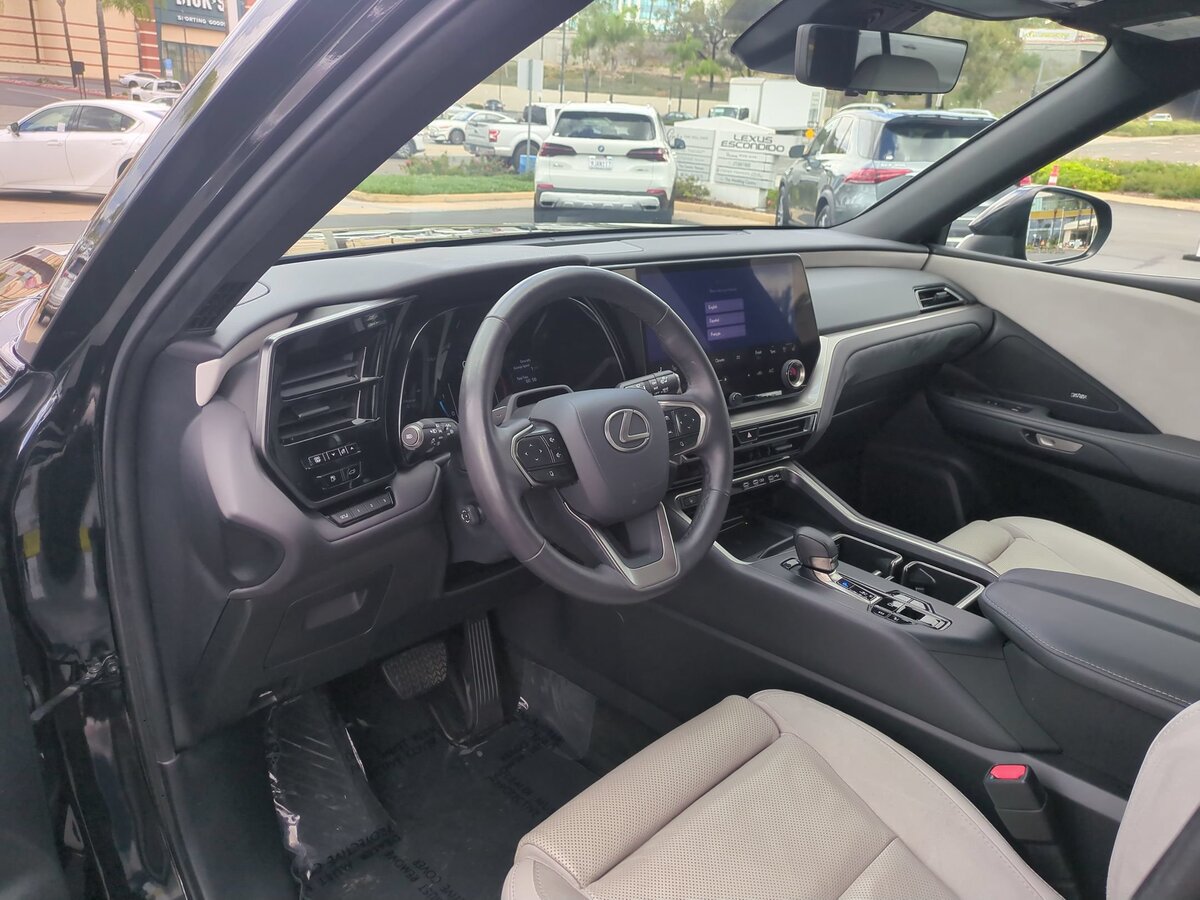 Used 2024 Lexus TX 350 AWD w/ Technology Package image 13