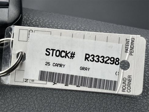 Used 2025 Toyota Camry SE image 16