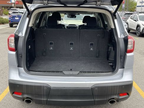 Used 2024 Subaru Ascent Limited w/ Technology Package AWD/4WD image 9