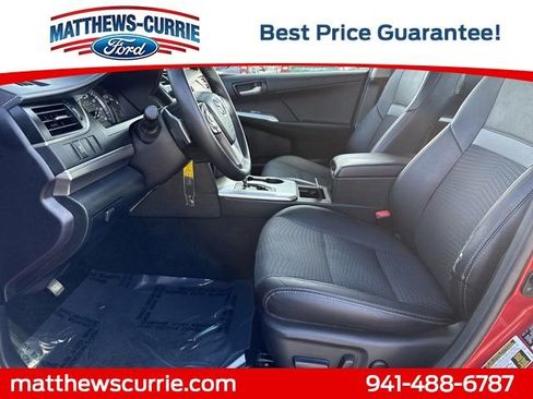 Used 2014 Toyota Camry XLE image 9