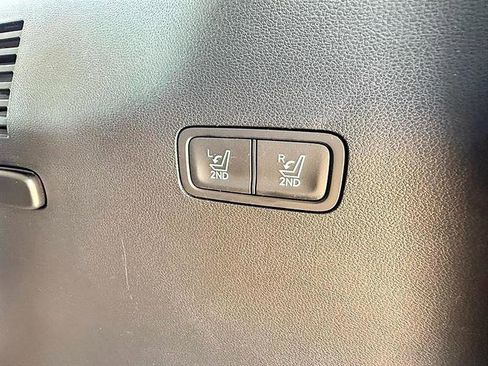 Used 2024 Hyundai Santa Fe SEL FWD image 15
