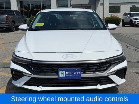 Certified 2024 Hyundai Elantra SEL FWD image 9