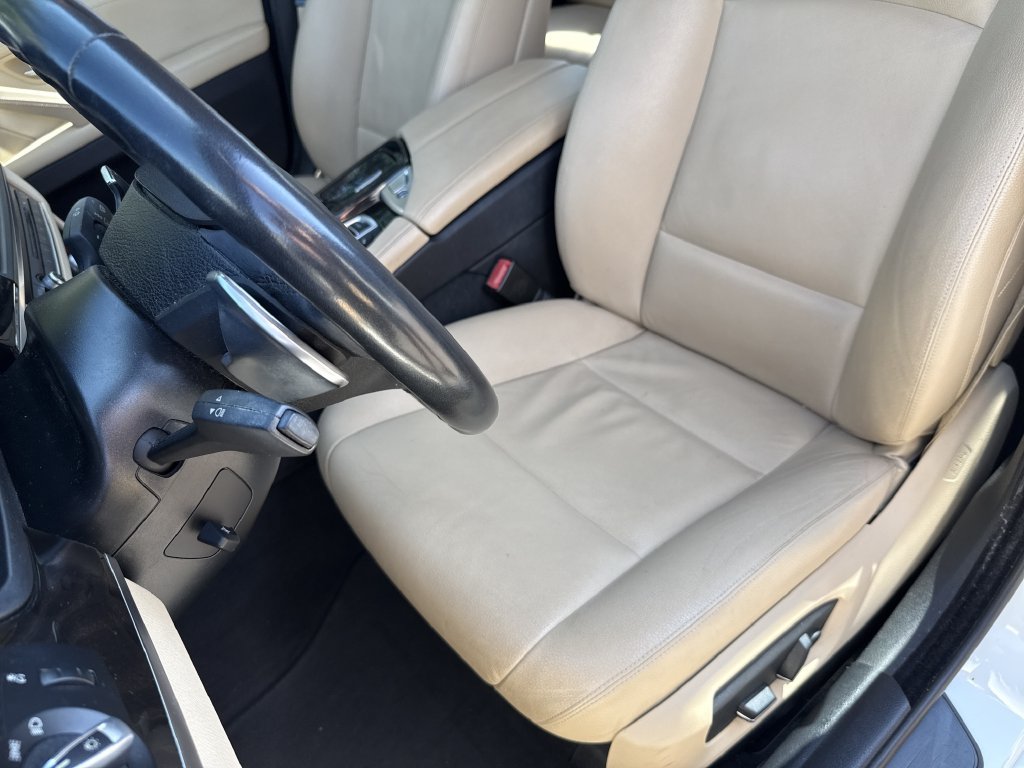 Used 2016 BMW 528i Sedan RWD image 11