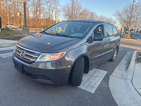 Used 2013 Honda Odyssey EX-L image 3