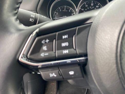 Certified 2025 MAZDA CX-5 AWD 2.5 S w/ Preferred Package image 8