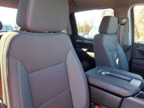 Used 2024 Chevrolet Silverado 1500 LT Trail Boss image 19