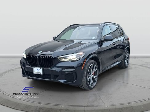 Used 2023 BMW X5 xDrive40i w/ M Sport Package image 3