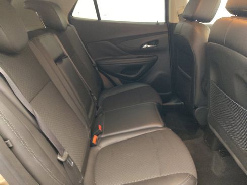 Used 2019 Buick Encore Preferred AWD/4WD image 19