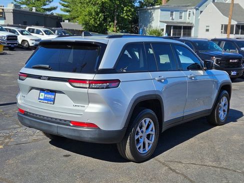 Used 2022 Jeep Grand Cherokee Limited image 5