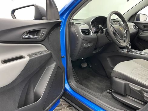 Used 2024 Chevrolet Equinox LS FWD image 13