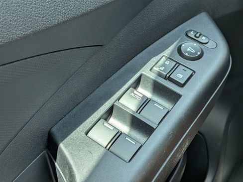 Used 2014 Honda CR-V LX image 20