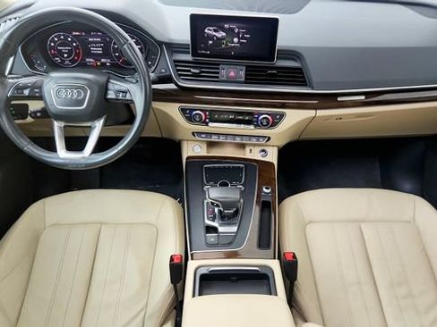 Used 2018 Audi Q5 2.0T Premium Plus w/ Premium Plus Package AWD/4WD image 53