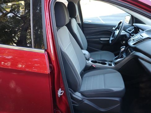Used 2014 Ford Escape SE image 22