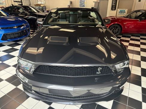 Used 2007 Ford Mustang Shelby GT500 RWD image 2