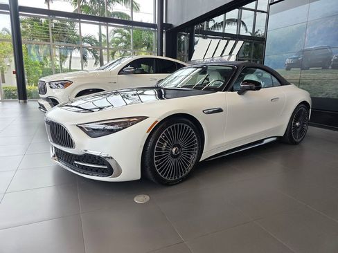 New 2026 Mercedes-Benz Maybach SL 680 image 19