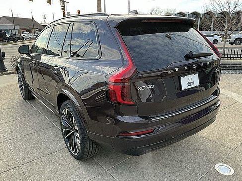 New 2026 Volvo XC90 B6 Ultra w/ Protection Package Premier AWD/4WD image 10