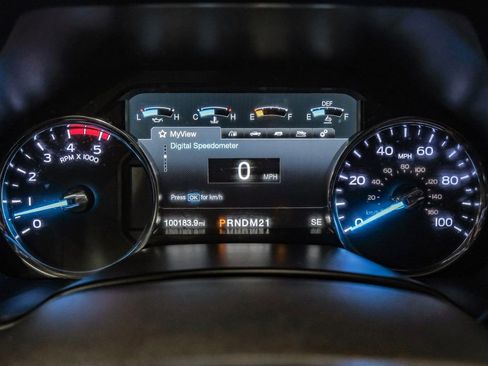 Used 2017 Ford F250 Lariat w/ Chrome Package image 18