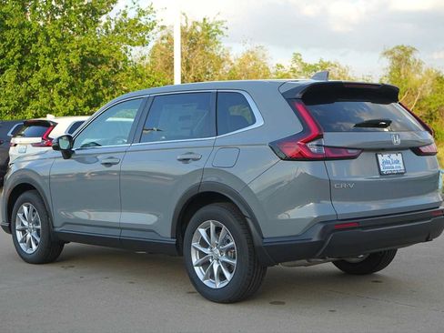 Used 2026 Honda CR-V EX image 4