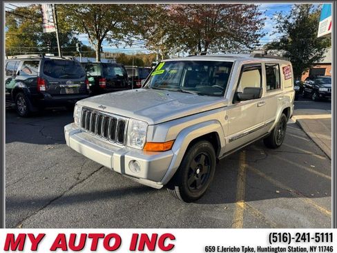 Used 2010 Jeep Commander Sport w/ Sun/Sound Group image 8